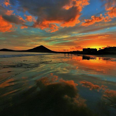 Alquilaencanarias El Medano Beach 1 外观 照片
